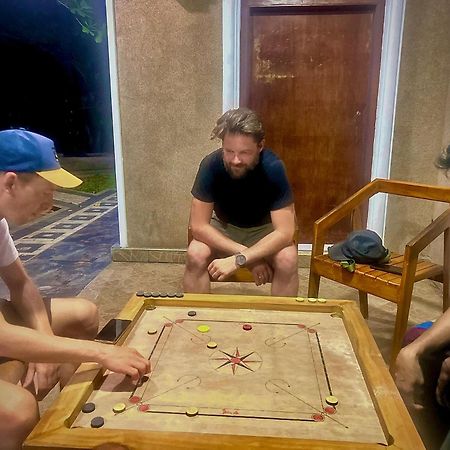 Man Guest Polonnaruwa Hotel Eksteriør billede