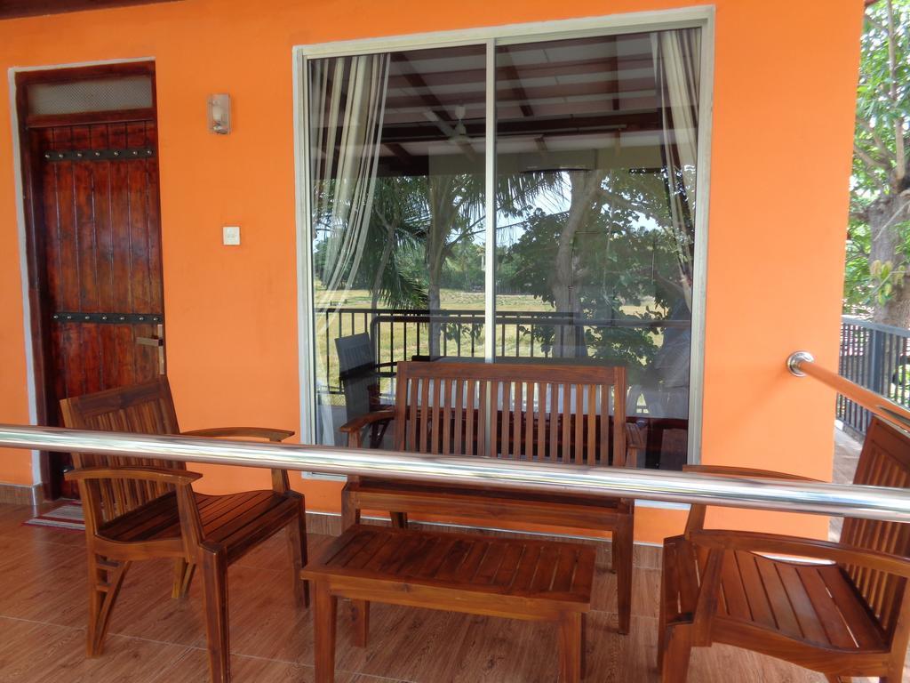 Man Guest Polonnaruwa Hotel Eksteriør billede
