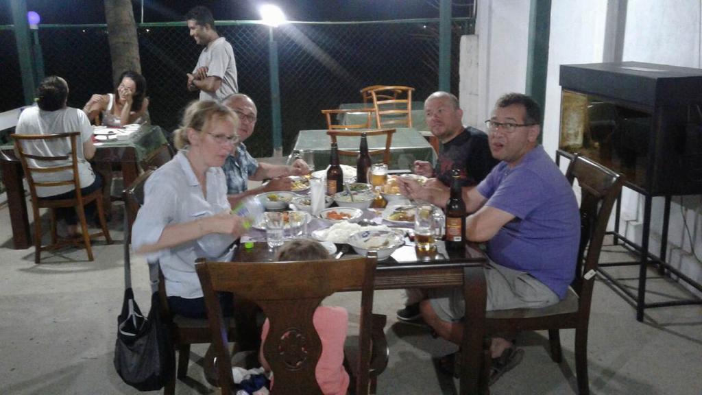 Man Guest Polonnaruwa Hotel Eksteriør billede